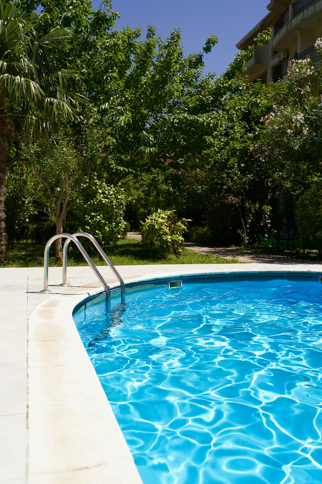 Mobile Pool Cleaning Frankston