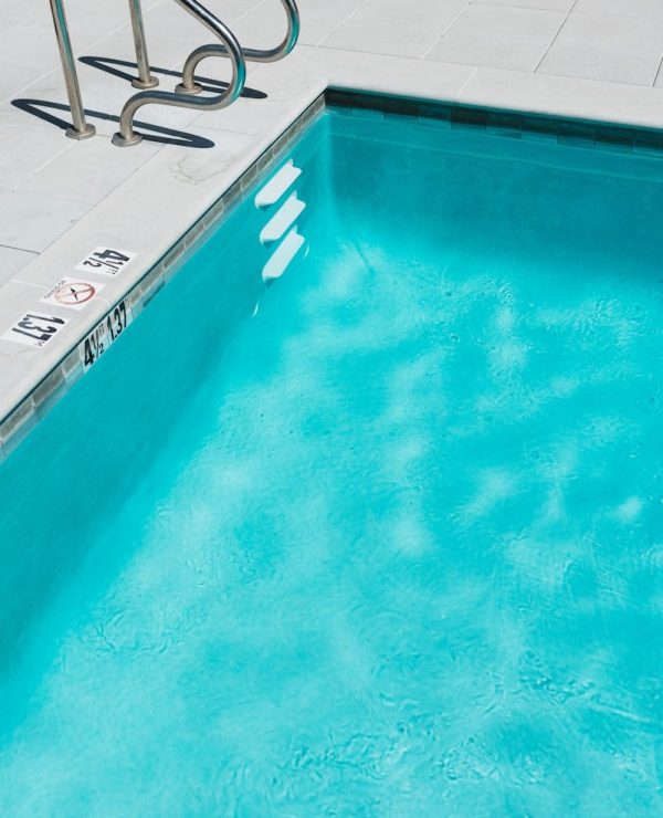 Professional pool maintenance Blairgowrie technician servicing pool